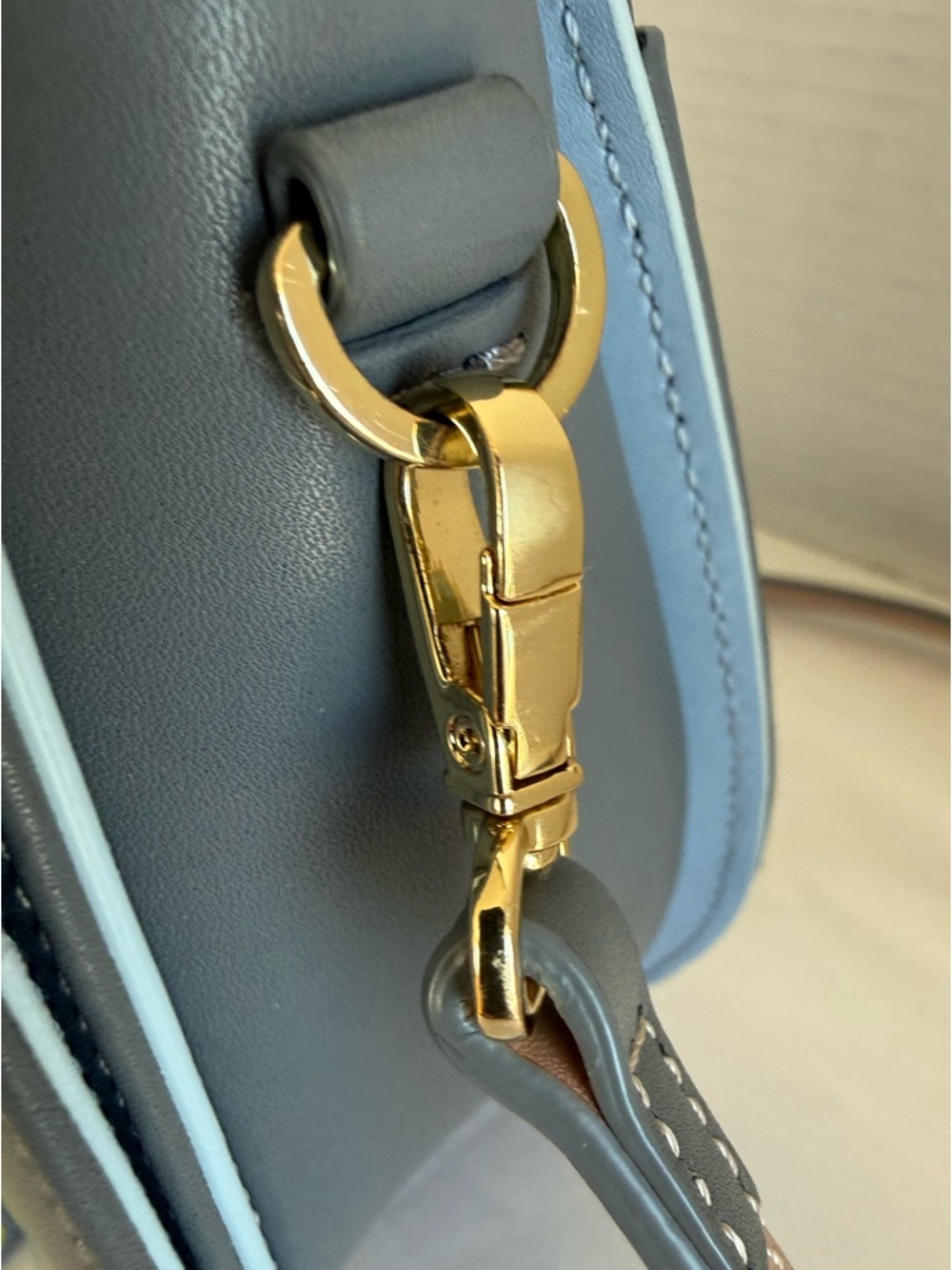 Ted Baker London Sonja Leather Crossbody Bag Dark Grey Adjustable Leather Strap - Picture 5 of 16